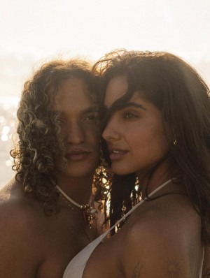 Isabella Ladera Photo #22