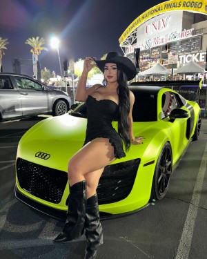 Nadia Khar Photo #83