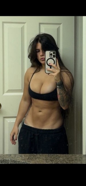 Raeleerudolph22 Photo #125