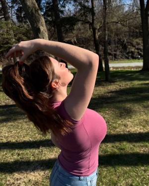 Jazmine Singing Photo #197