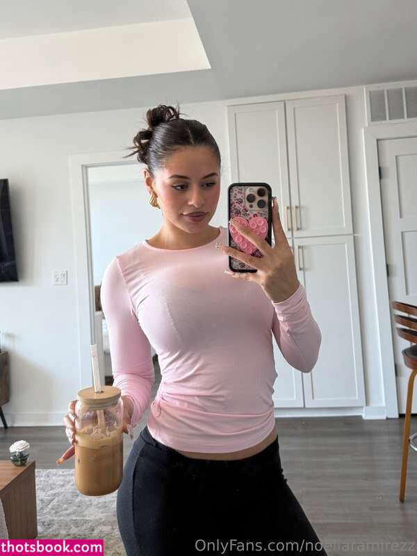 Noelia Ramirez Photo #7