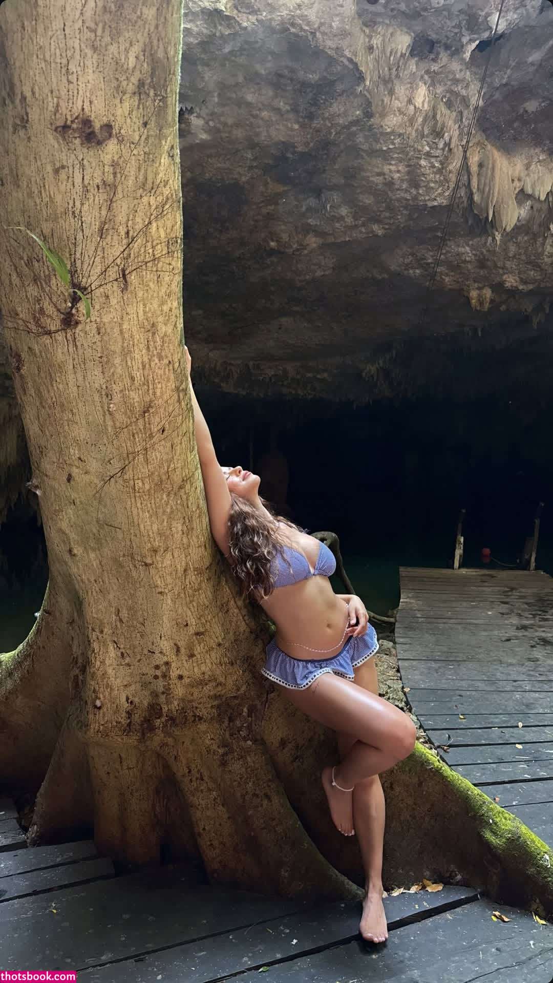 Noelia Ramirez Photo #12