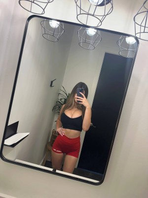 Autumn Spooner Photo #22