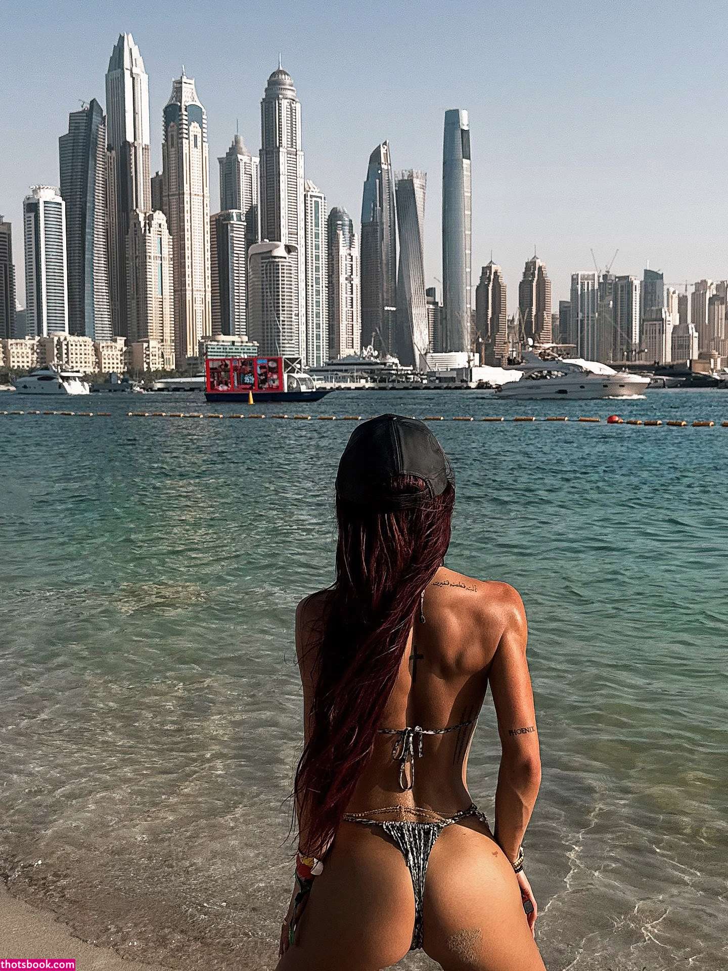 Britt Dercksen Photo #26