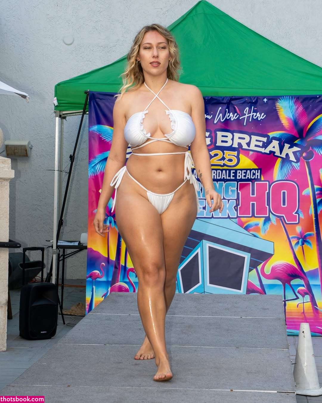 Claire Grimes Photo #11