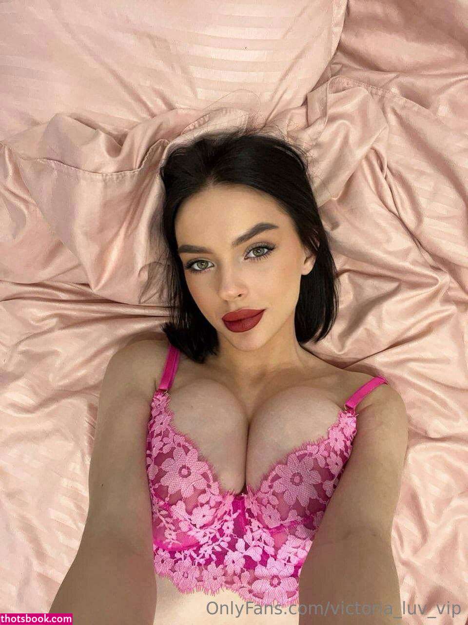 Victoria Spicy Photo #7