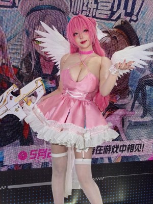 Takomayuyi Photo #119