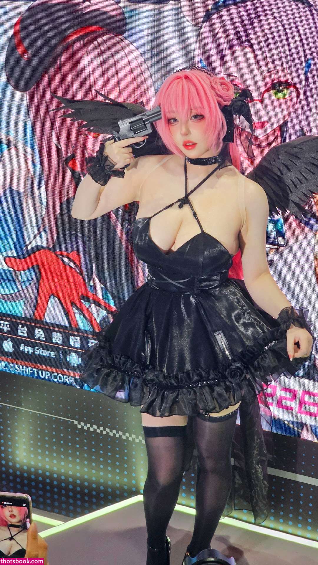 Takomayuyi Photo #126