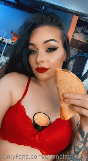 chanelamor20 Photo #30