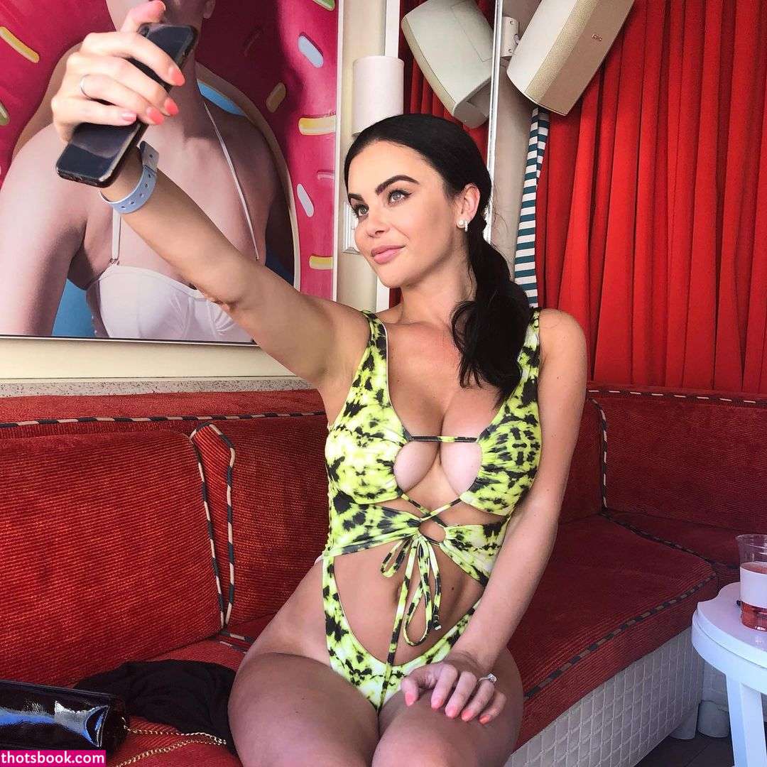 Emma Glover Photo #442