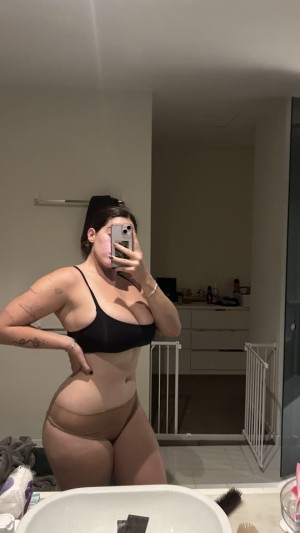 Georgia Carter Photo #23