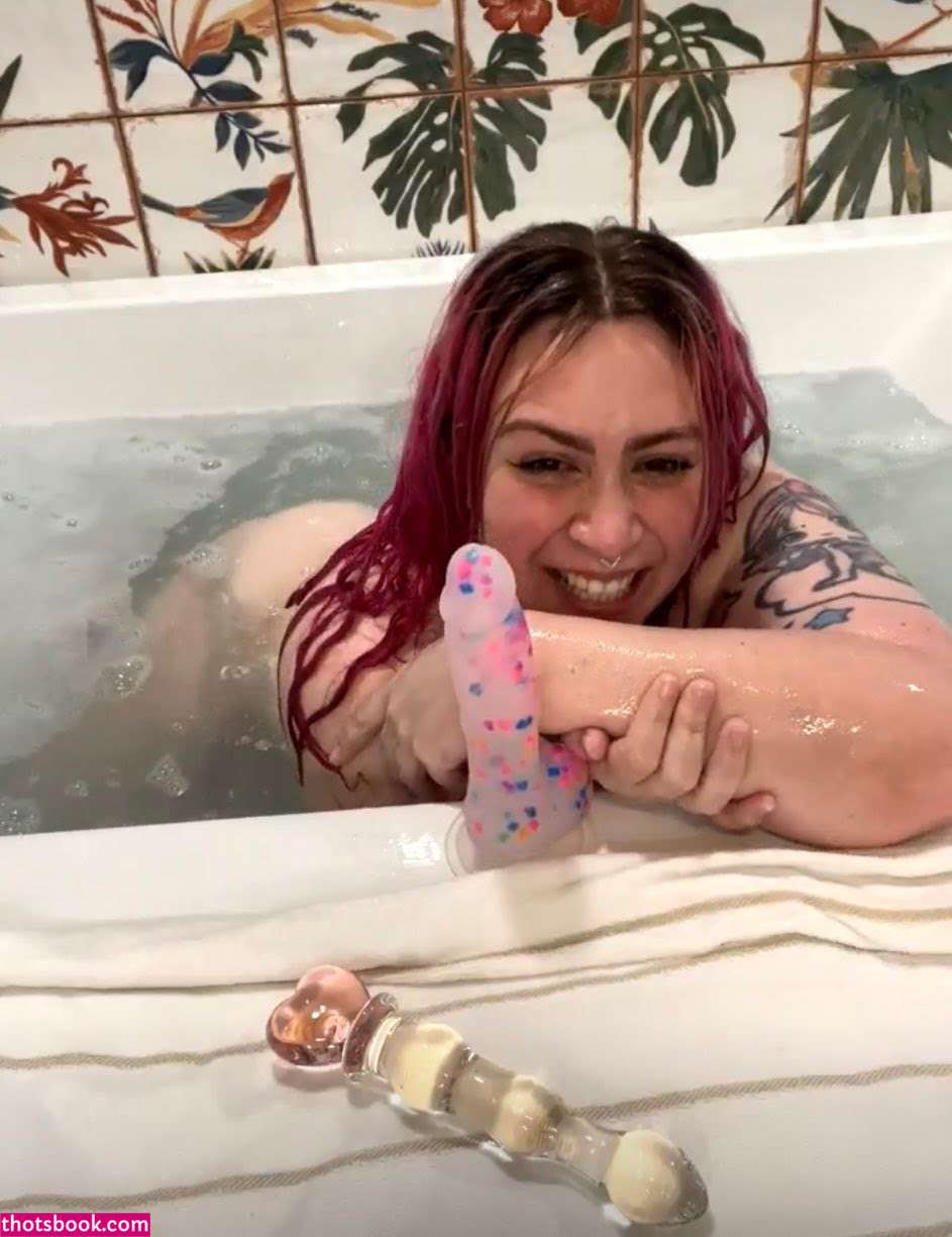 iamnotcursed Photo #30