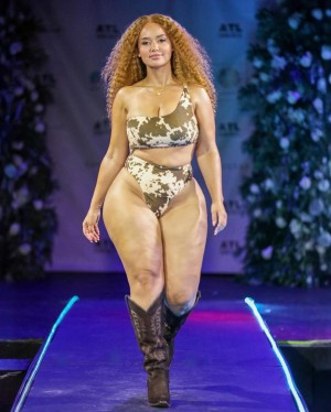 Pamela Alexandra Photo #54