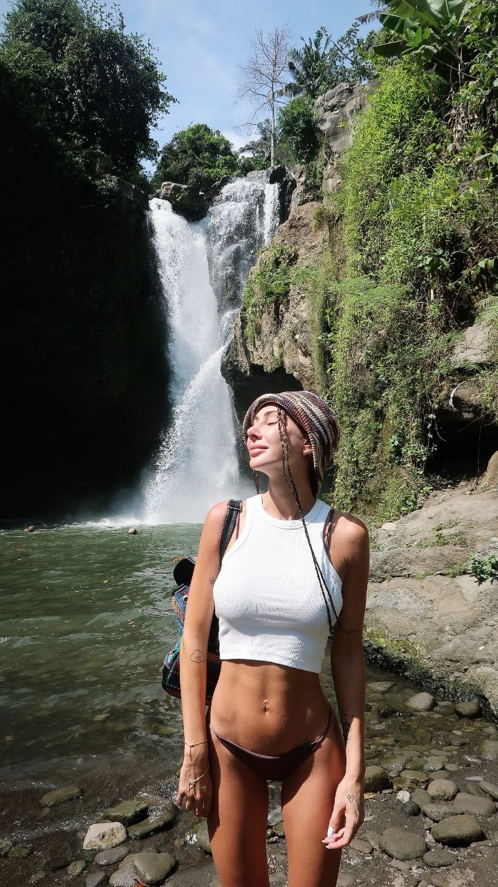 Şeyma Subaşı Photo #22