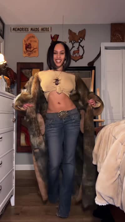 Aaliyeezy Post #2