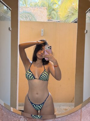 oficialmaryaguilar Photo #42