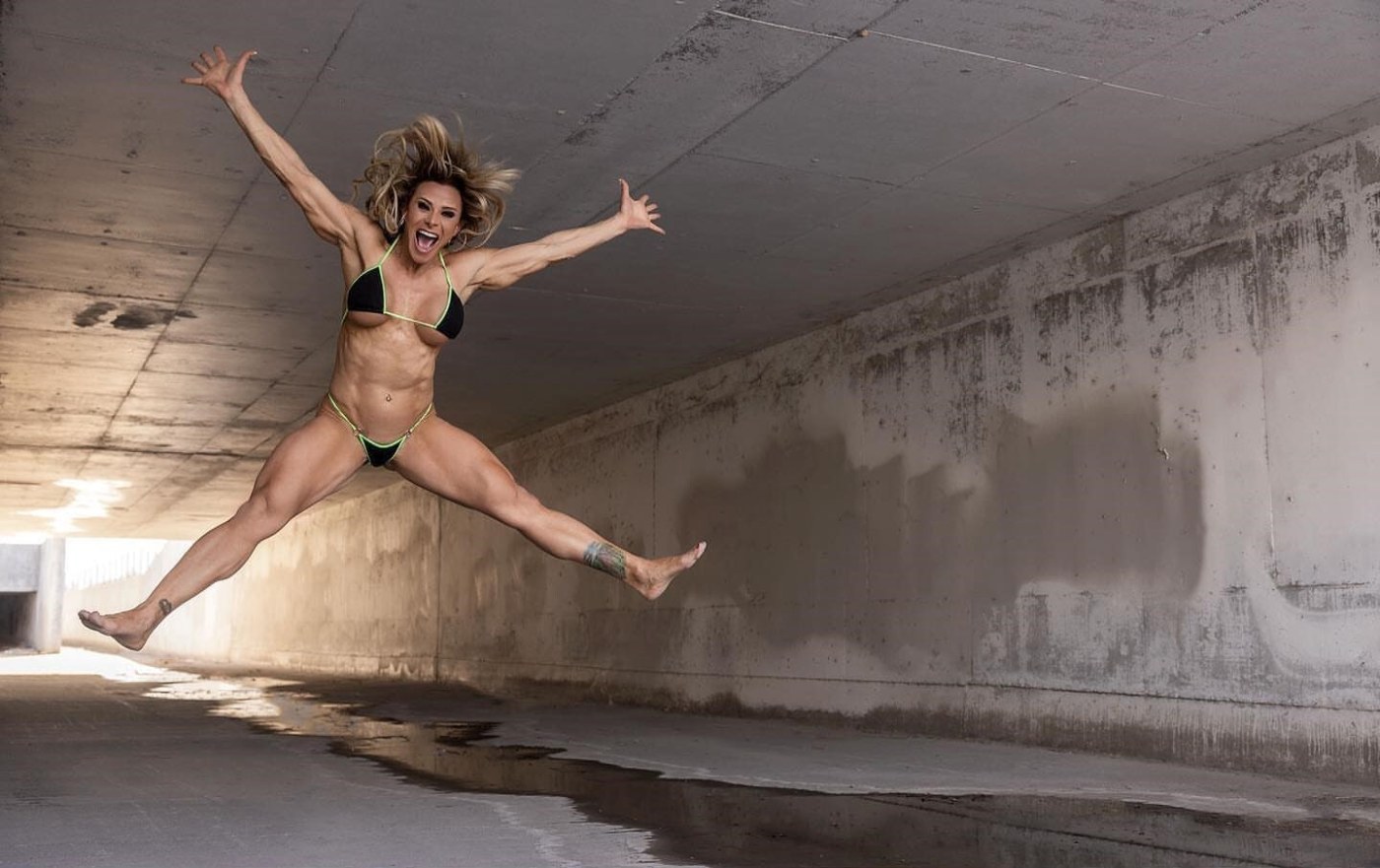 Ashley Hromyak Photo #26