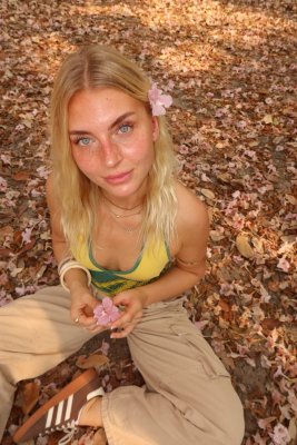 Lia Engel Photo #151
