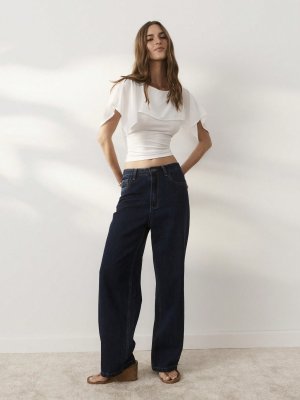 Emily Feld Photo #377