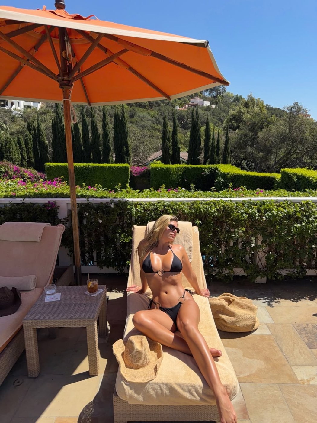 Natasha Oakley Photo #27
