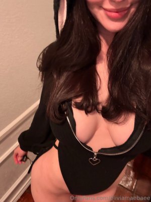 Oliviamaebaee Photo #229