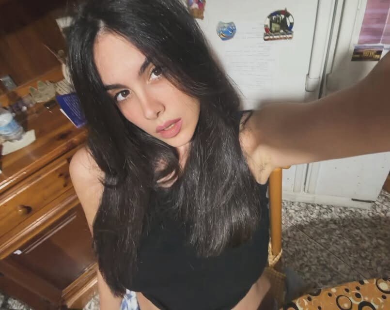 Francesca Pinto Photo #3