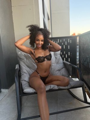 lizzyamarae Post #5