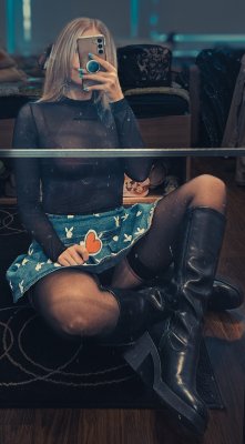 Sarah Milkowski Photo #66