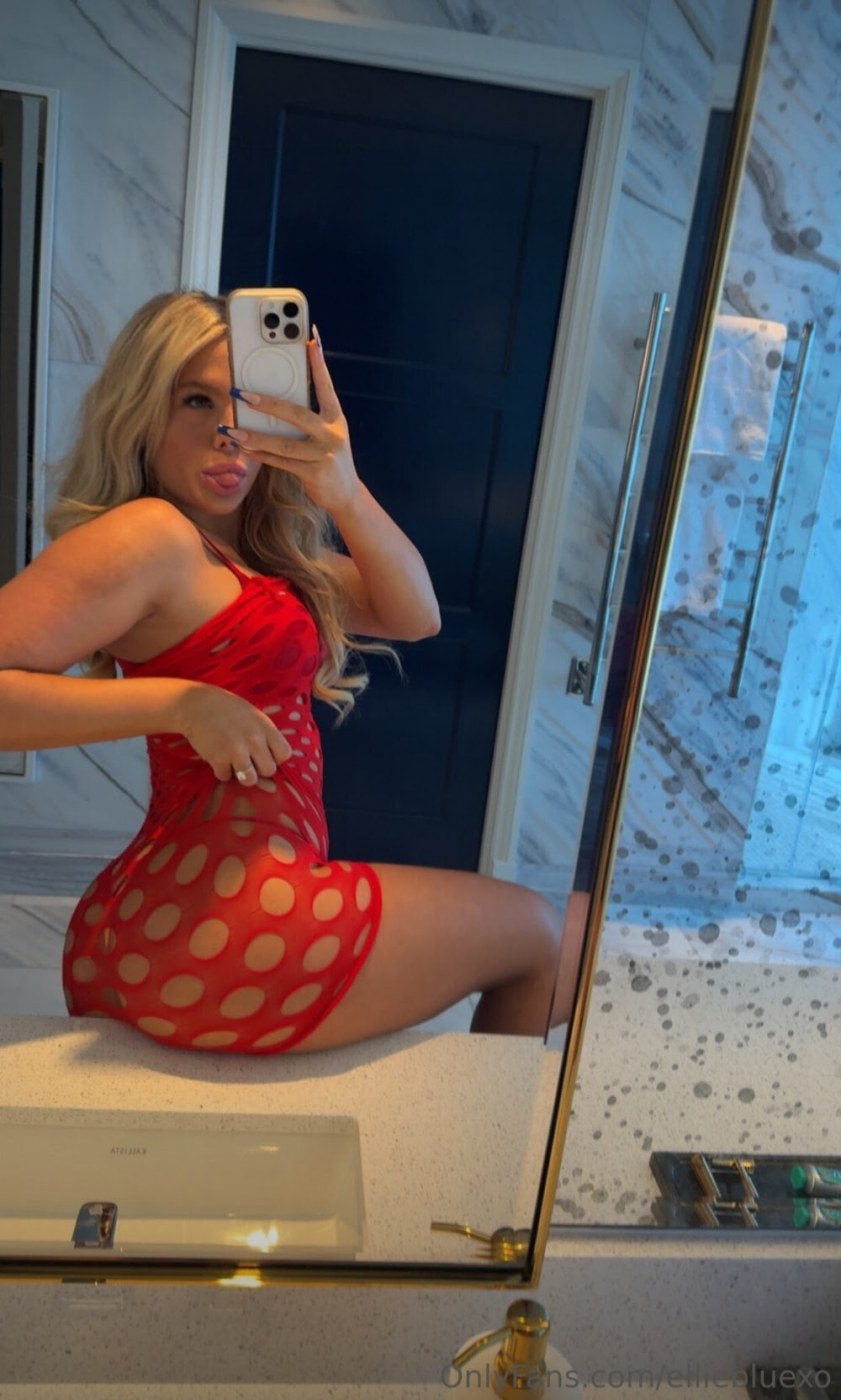 Ellie Blue Photo #57