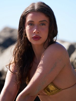Jesenia Echeverria Photo #136