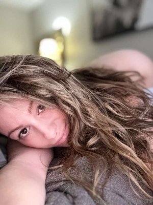Addison Layne Photo #4