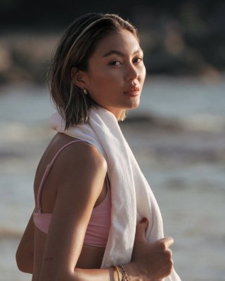 Victoria Witthinrich Photo #6