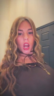 Ariana White Post #11
