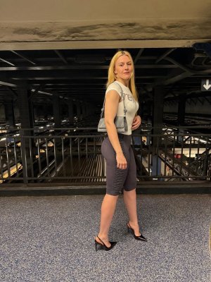 Vera Dijkmans Photo #397