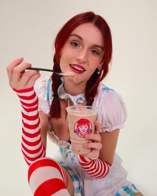 Maggie Roscher Photo #87