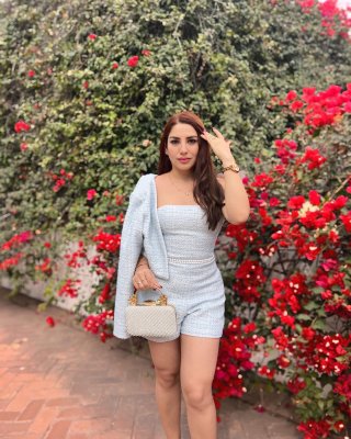 Alexandra Barturen Bazan Photo #41