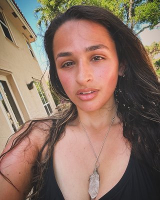 Jazz Jennings Photo #55