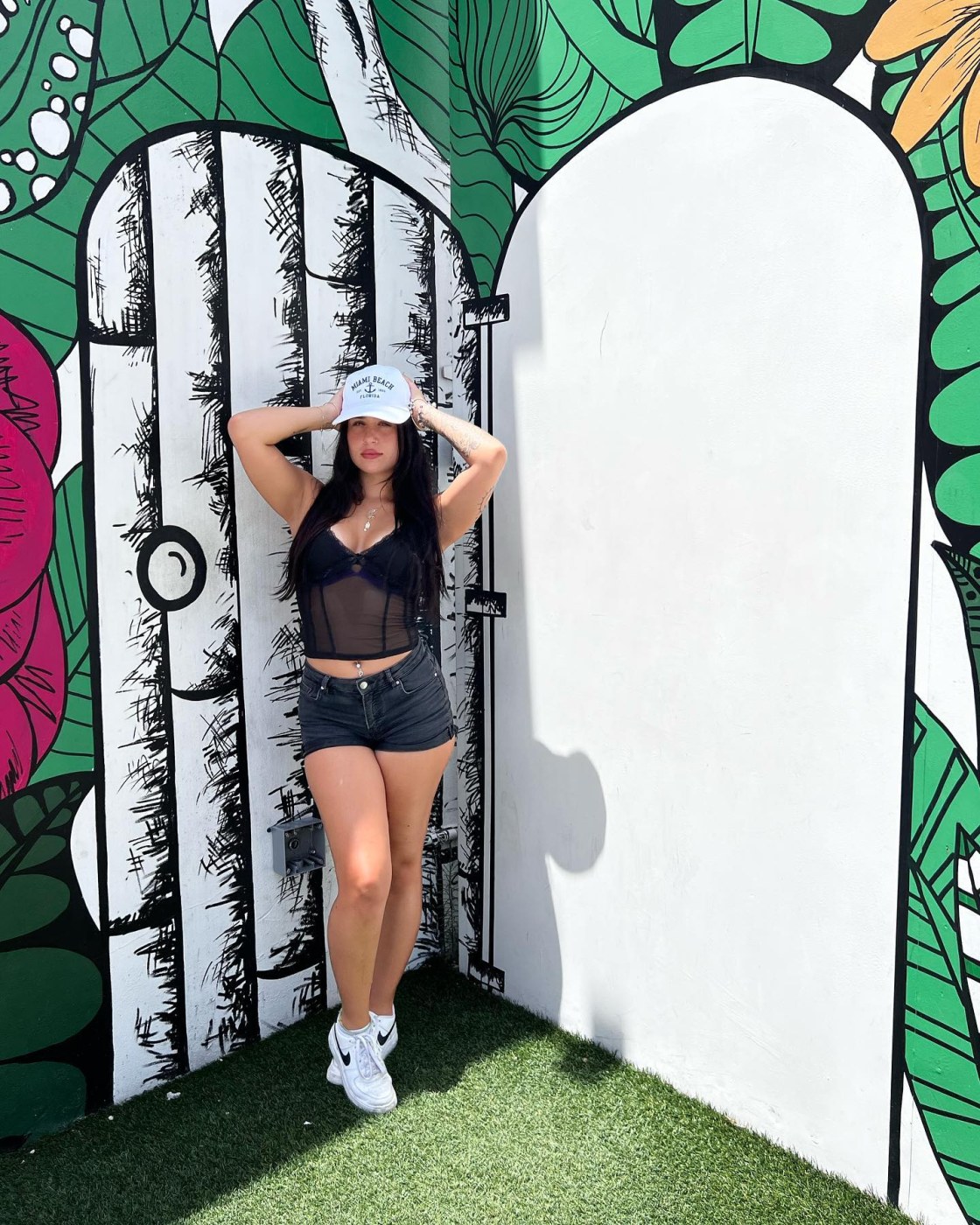 Brookekemeni Photo #17