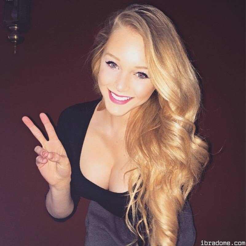 Courtney Tailor Photo #50