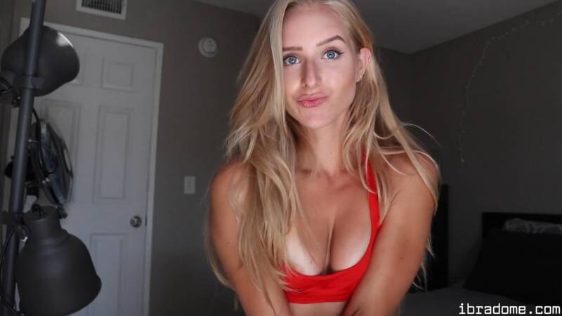 Caroline Zalog Photo #148