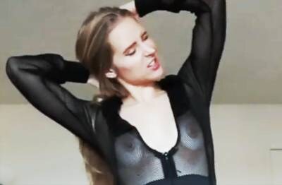 Caroline Zalog Photo #139