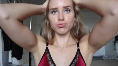 Caroline Zalog Photo #324