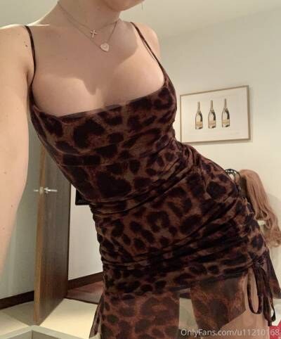 Kirsty Austin Photo #11