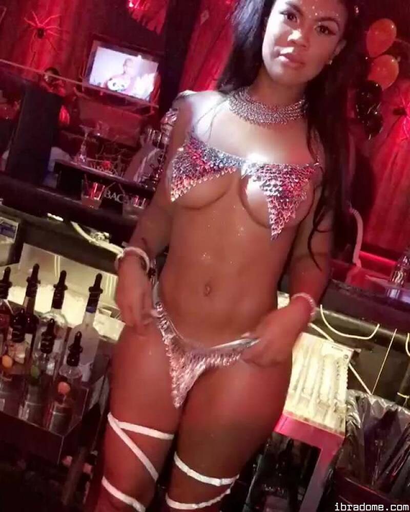 Taylor Hing Photo #38