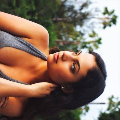 Inanna Sarkis Photo #2