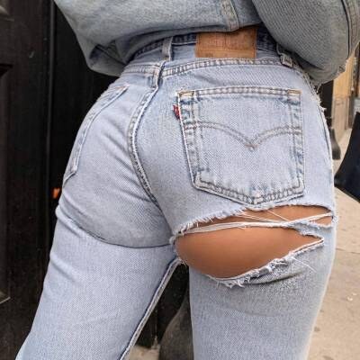 Emily Ratajkowski Photo #209