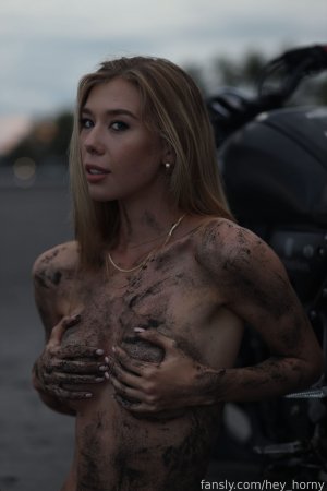 Heyhorny Mira Photo #23