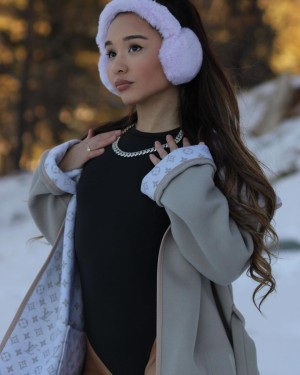 Alahna Ly Photo #210