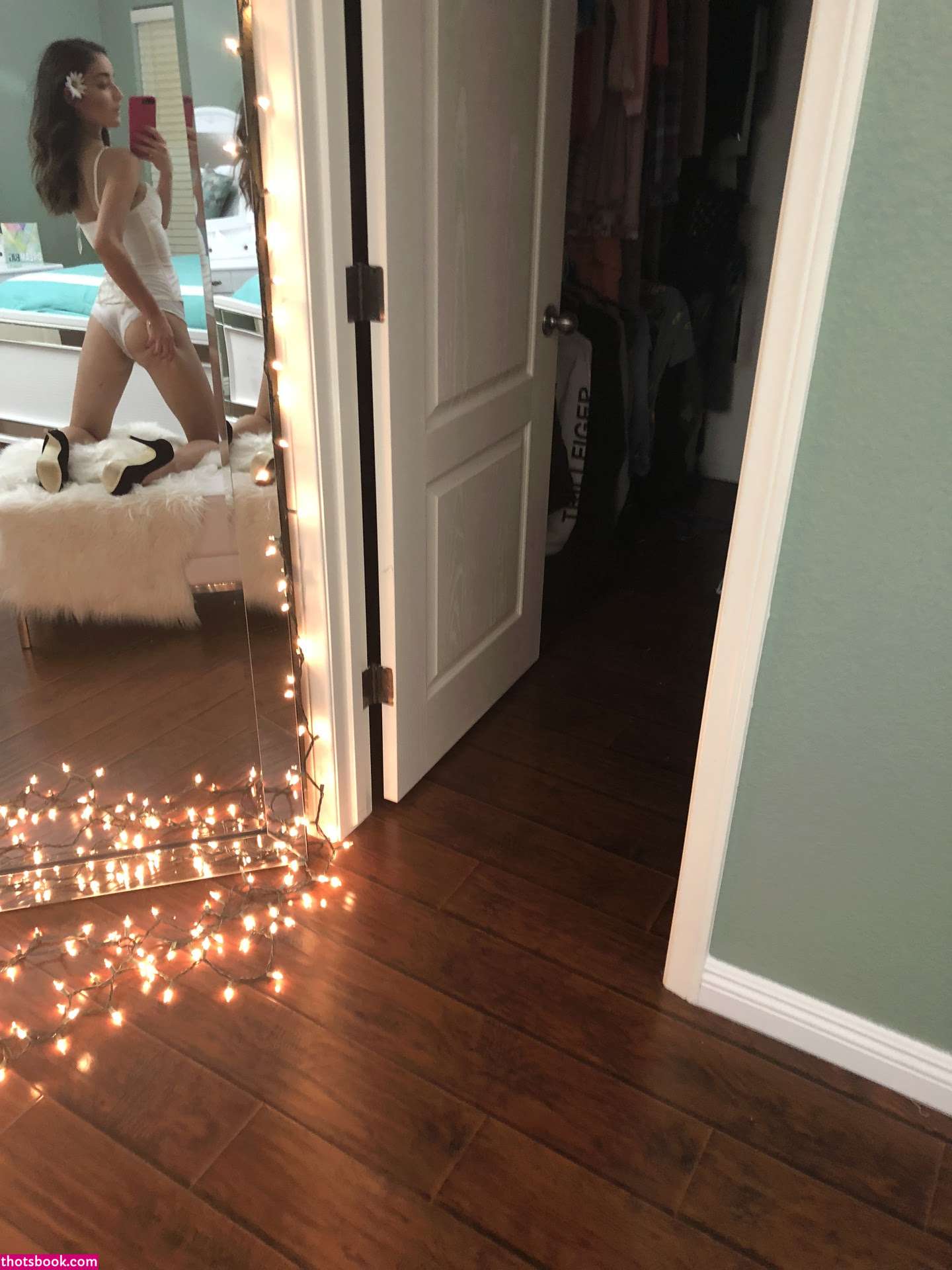 Emily Willis Photo #98