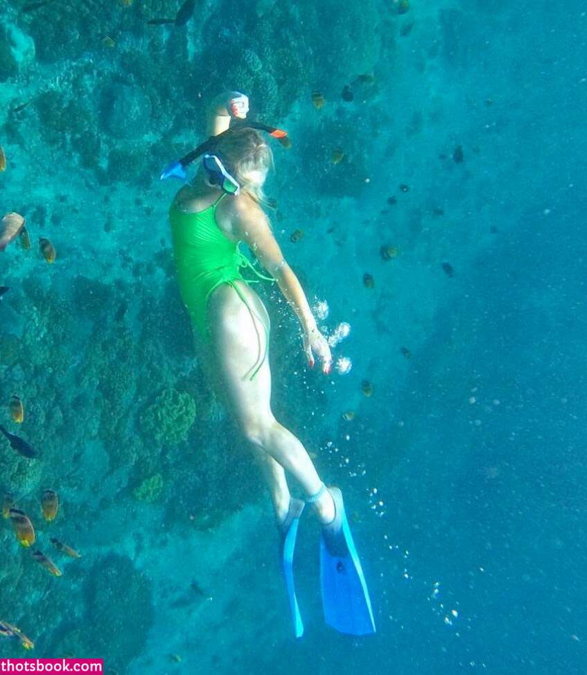 Thebigtittiecommittee Photo #3